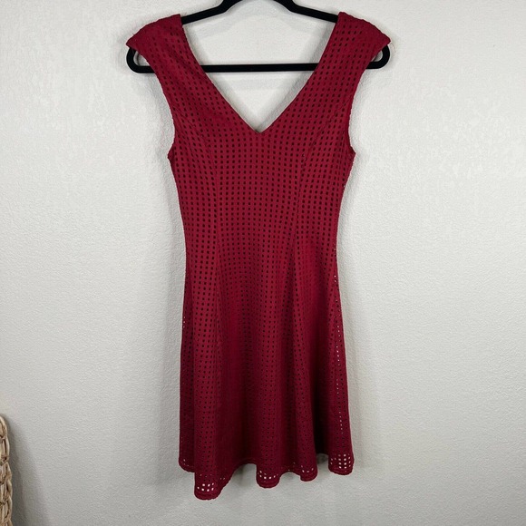 Saks Fifth Avenue‎ Women's Women's Eyelet Tank Dress Sleeveless Red Size S - Picture 8 of 12